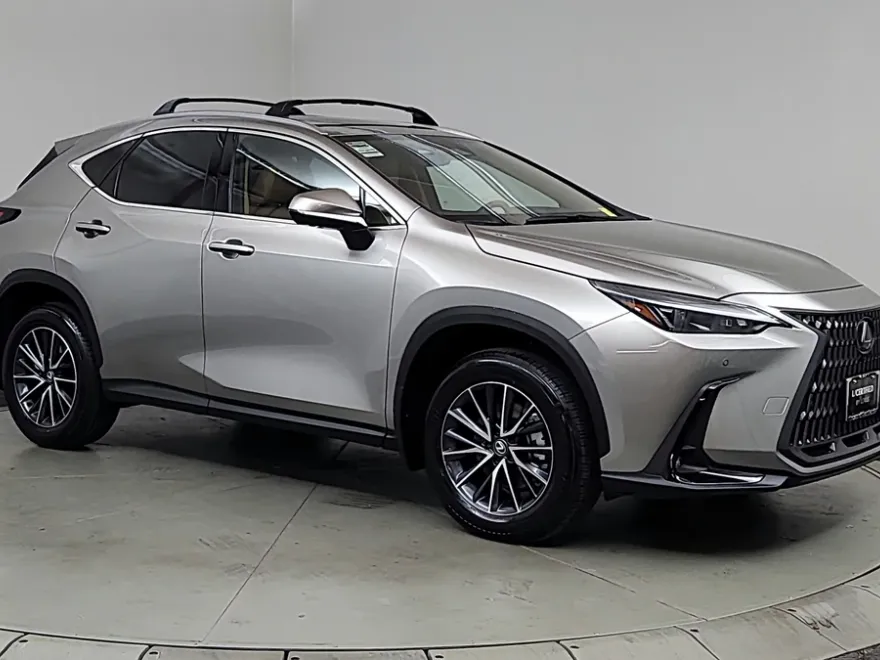 2025 Lexus NX Premium photo 1