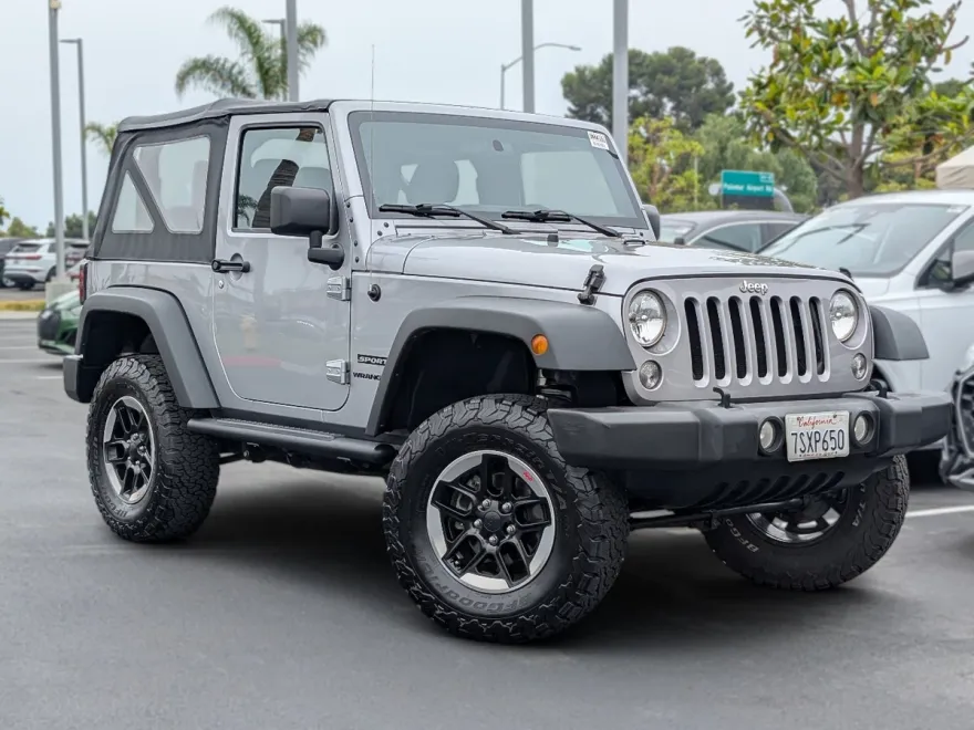 2016 Jeep Wrangler Sport photo 1