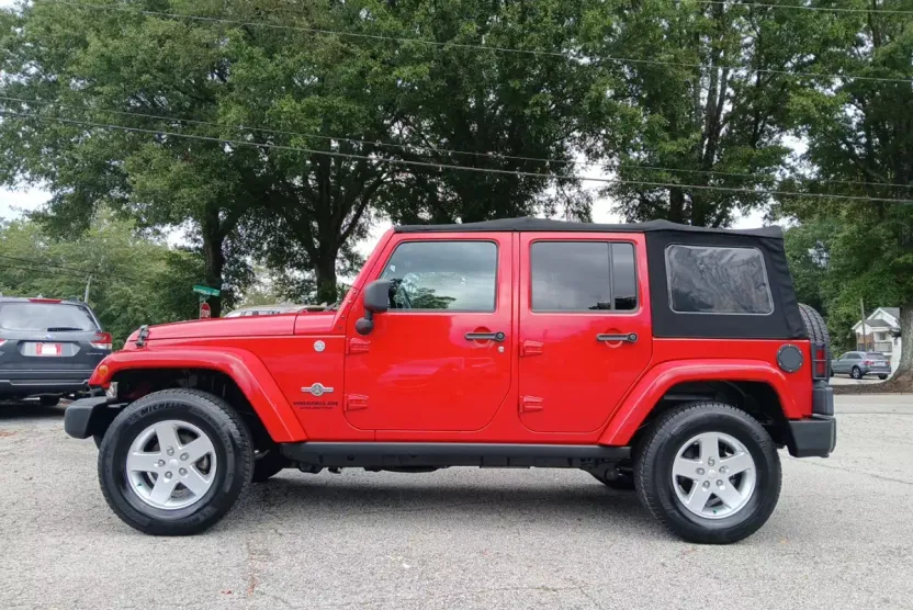 2014 Jeep Wrangler Unlimited Sport photo 1