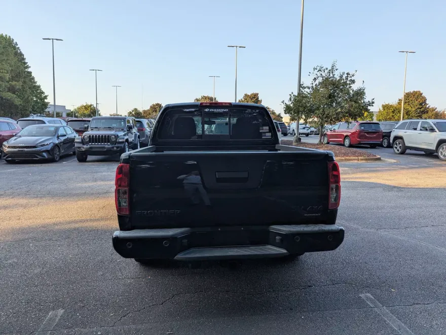 2021 Nissan Frontier Crew Cab SV photo 1