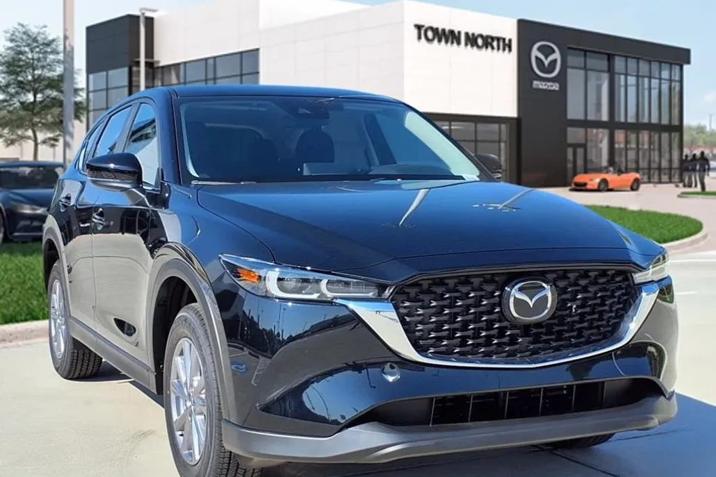 2025 Mazda CX-5 photo 1