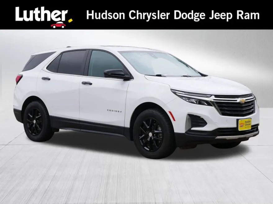2022 Chevrolet Equinox LT photo 1