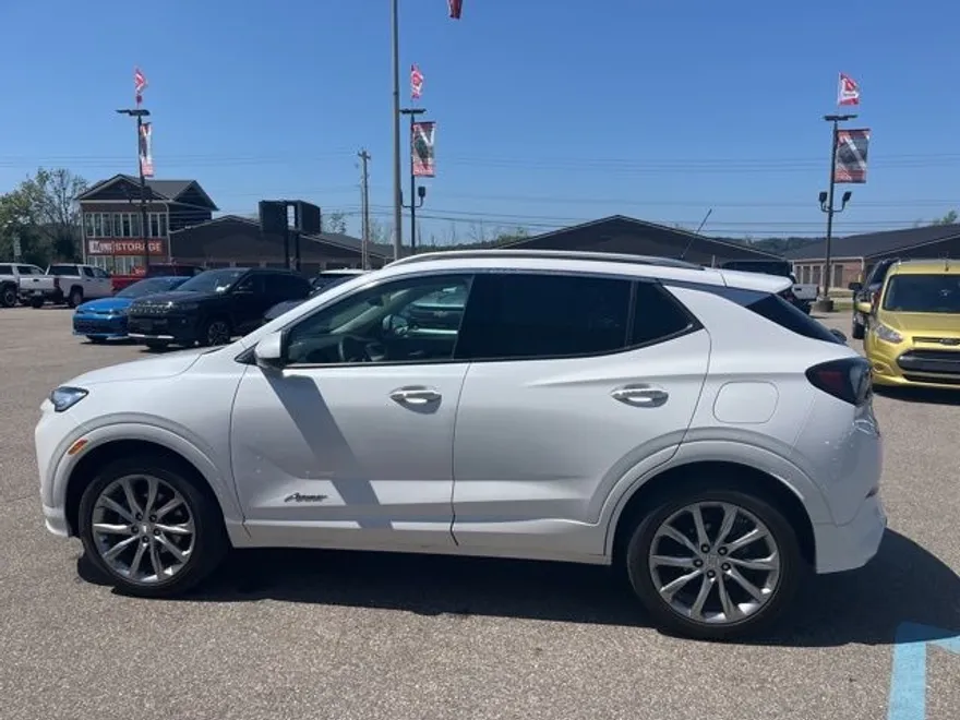 2024 Buick Encore GX Avenir photo 1