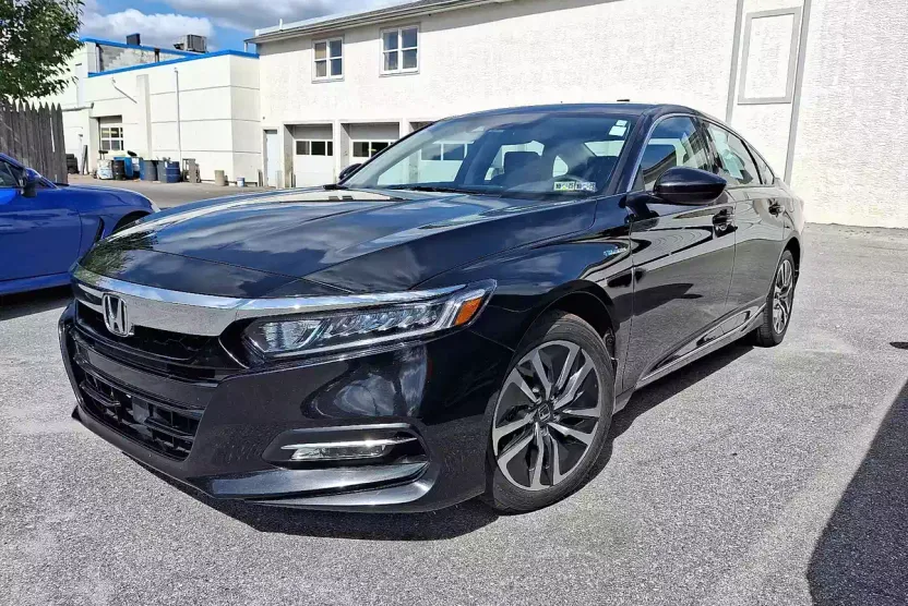 2020 Honda Accord Hybrid EX photo 1