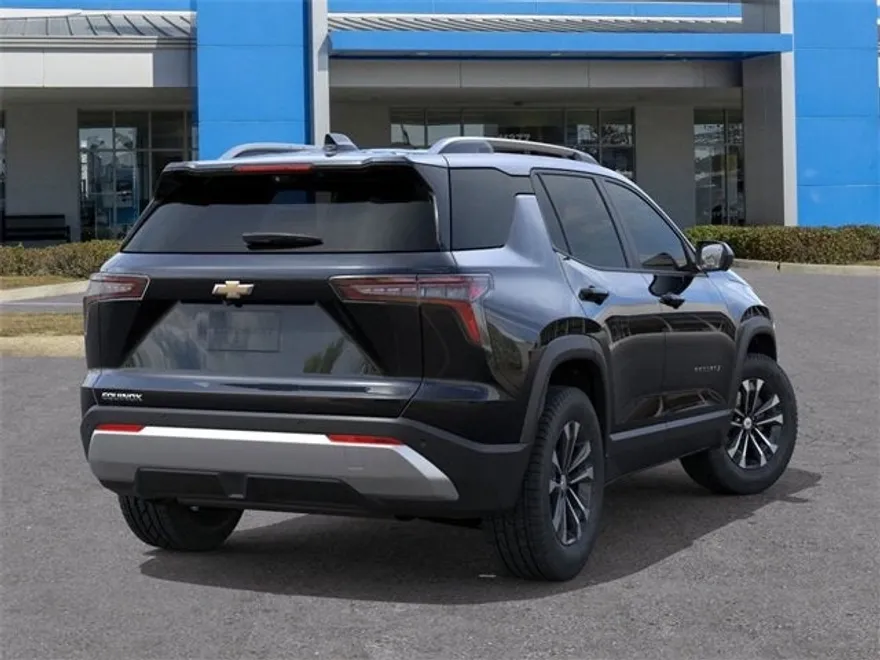 2026 Chevrolet Equinox LT photo 1