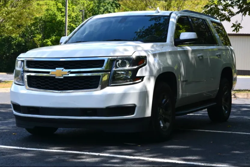 2019 Chevrolet Tahoe LS photo 1