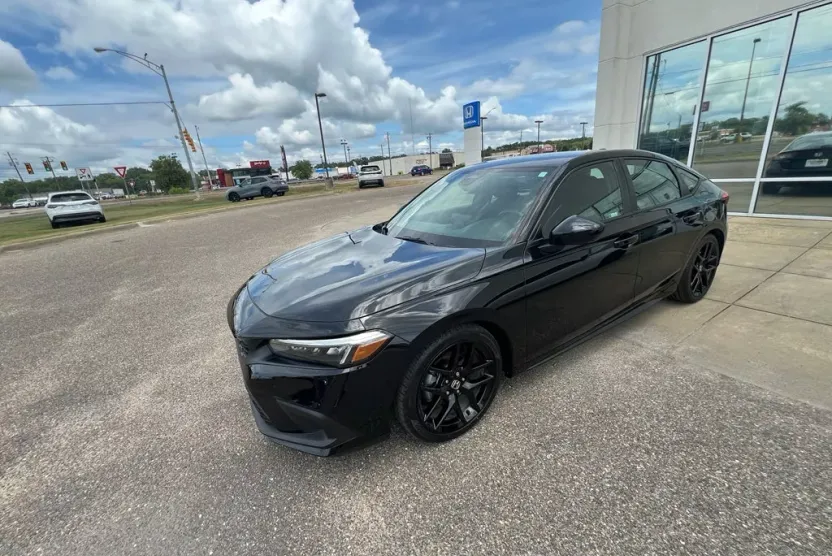 2024 Honda Civic Sport photo 1