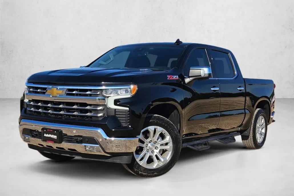 2023 Chevrolet Silverado 1500 LTZ photo 1