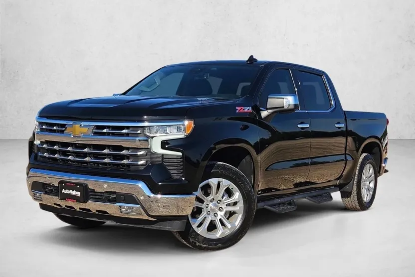 2023 Chevrolet Silverado 1500 LTZ photo 1
