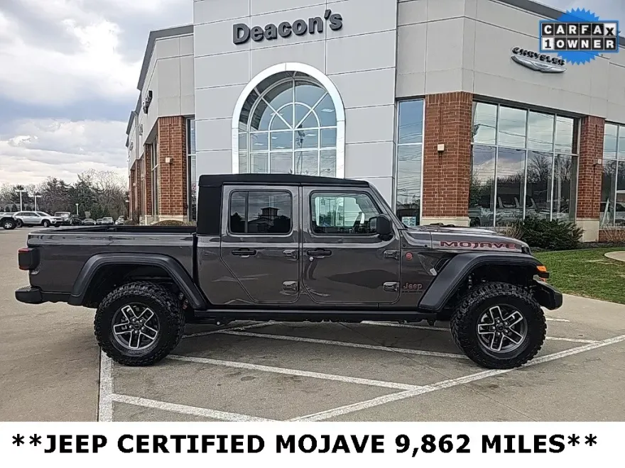 2024 Jeep Gladiator Mojave photo 1