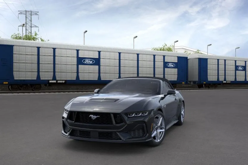 2025 Ford Mustang GT Premium Convertible photo 1