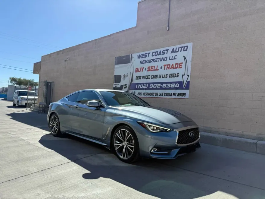 2017 Infiniti Q60 3.0t Premium Coupe photo 1