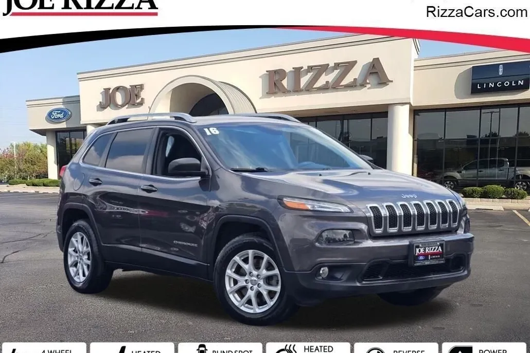 2016 Jeep Cherokee Latitude photo 1