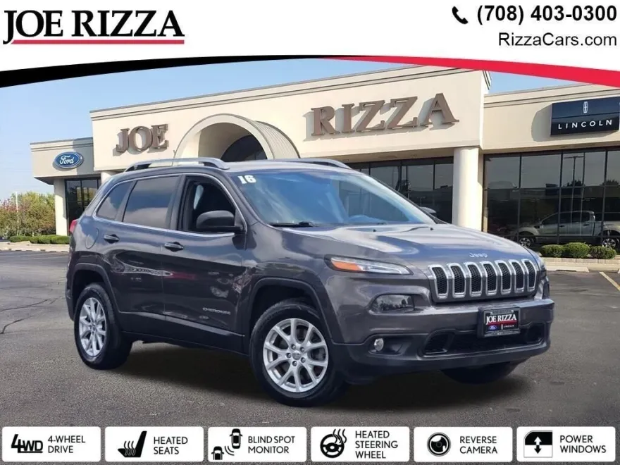 2016 Jeep Cherokee Latitude photo 1