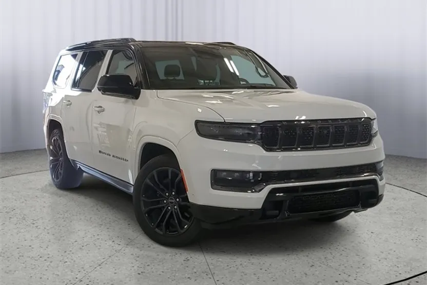 2024 Jeep Grand Wagoneer III photo 1
