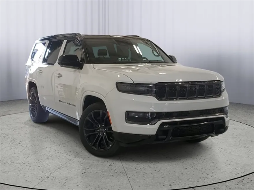 2024 Jeep Grand Wagoneer III photo 1