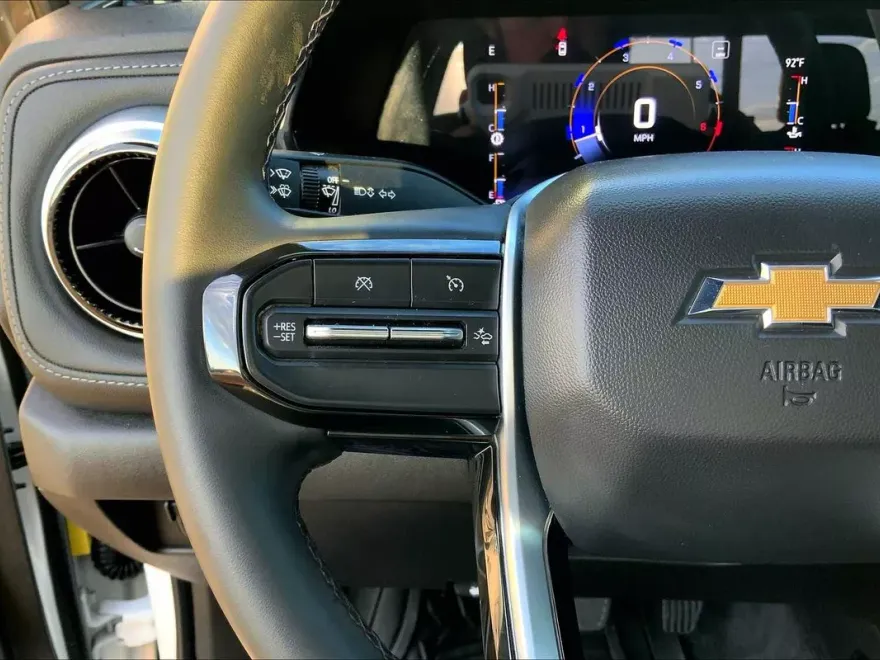 2023 Chevrolet Colorado LT photo 23