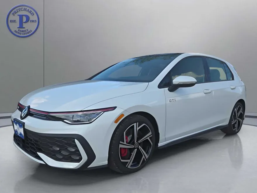 2025 Volkswagen Golf GTI SE photo 1