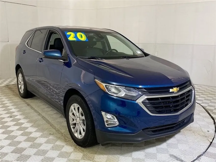 2020 Chevrolet Equinox LT photo 1
