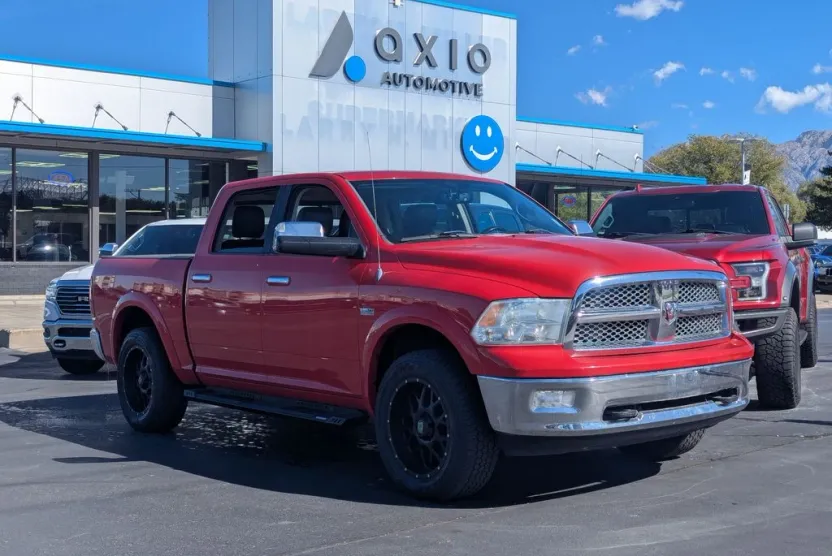 2011 Ram 1500 Laramie photo 1