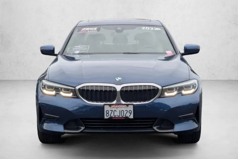 2022 Bmw 330i photo 1