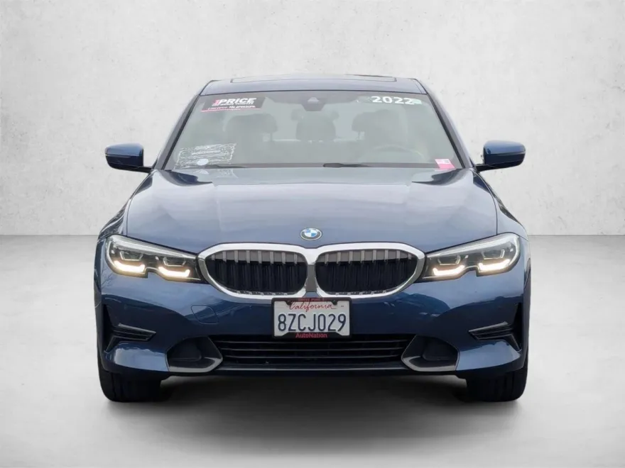 2022 Bmw 330i photo 1