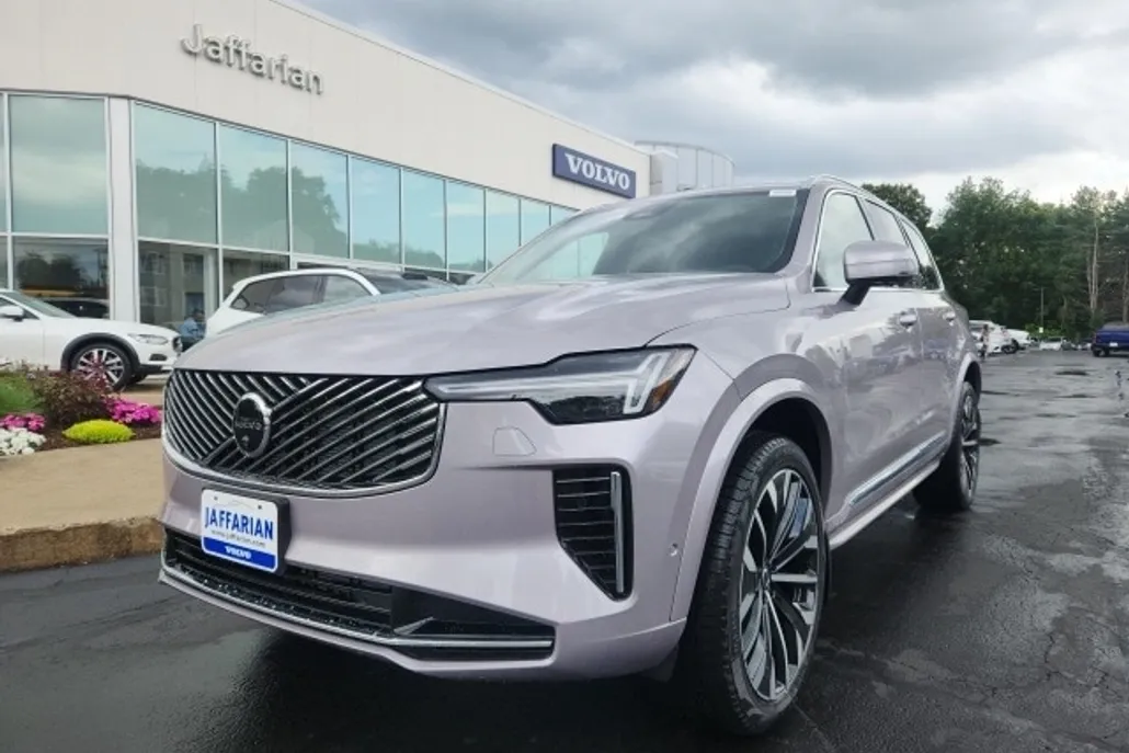 2026 Volvo XC90 photo 1