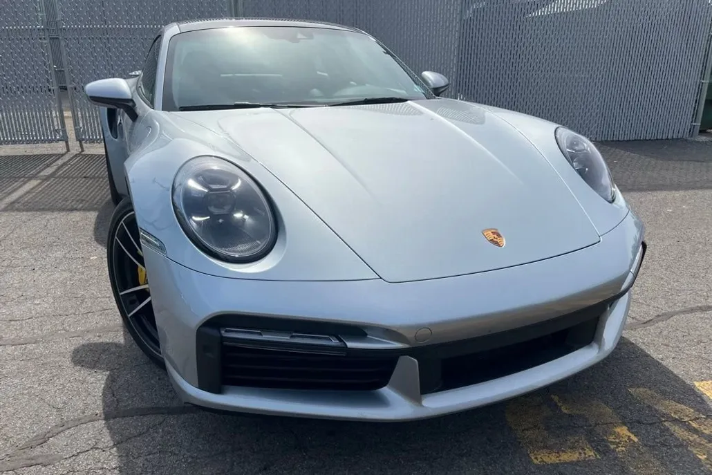 2021 Porsche 911 Turbo S photo 1