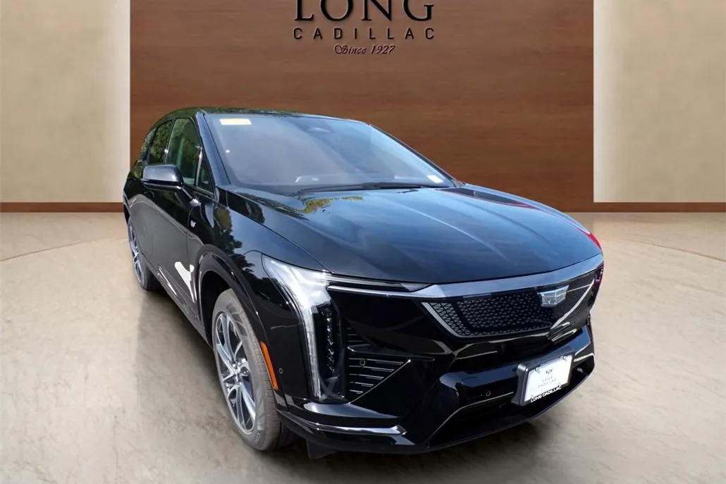 2025 Cadillac Optiq Sport photo 1