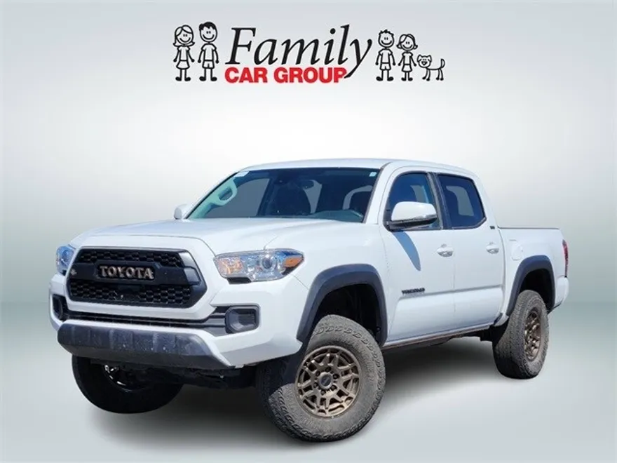 2023 Toyota Tacoma Trail Edition photo 1