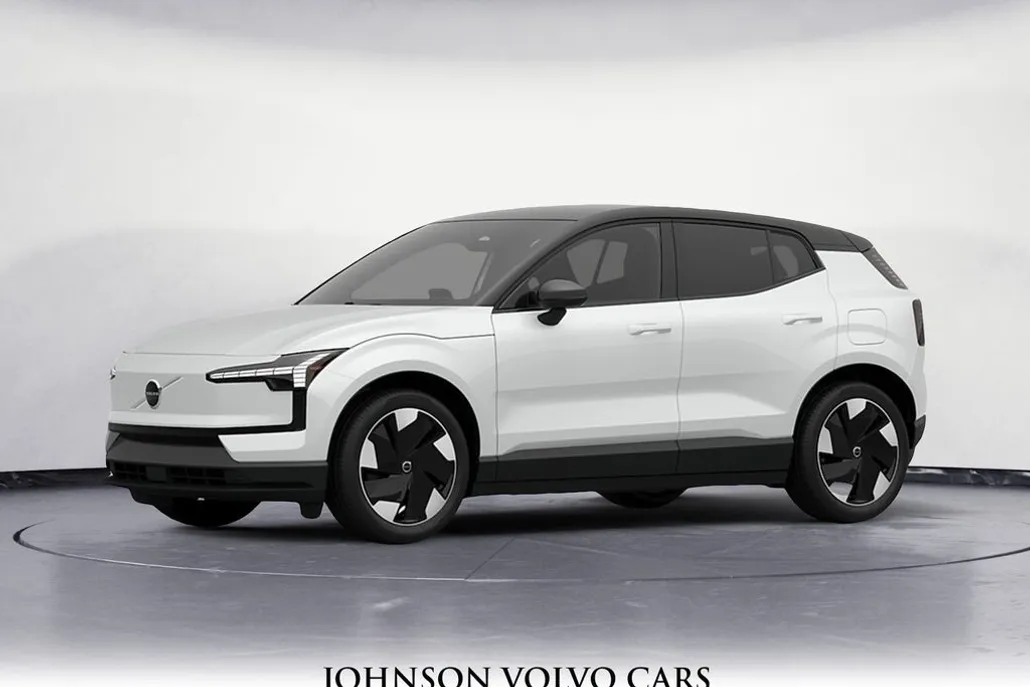 2025 Volvo EX30 Plus photo 1