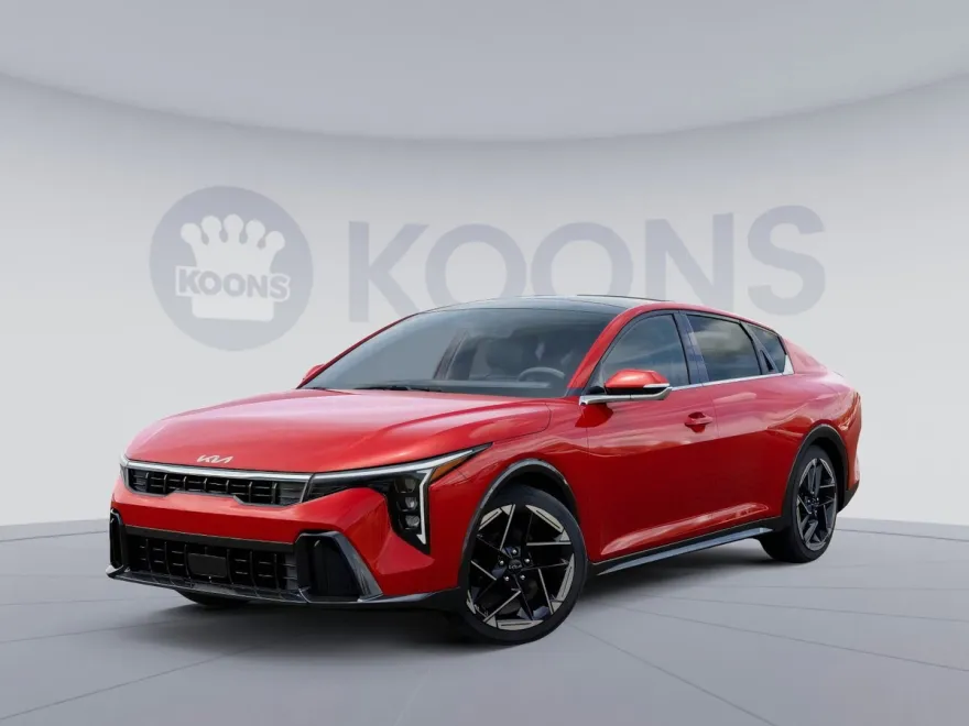 2025 Kia K4 GT-Line photo 1