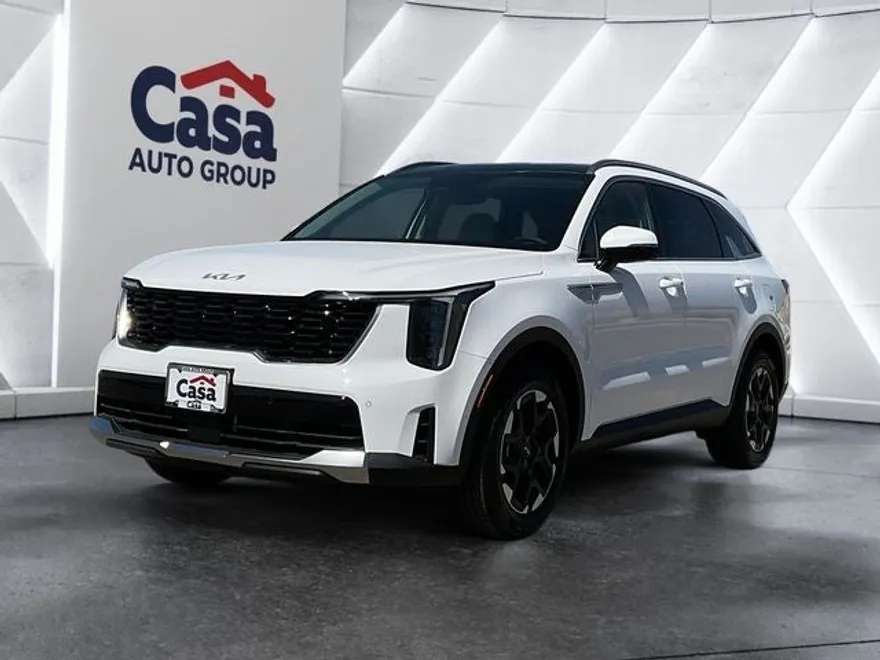 2025 Kia Sorento S photo 1