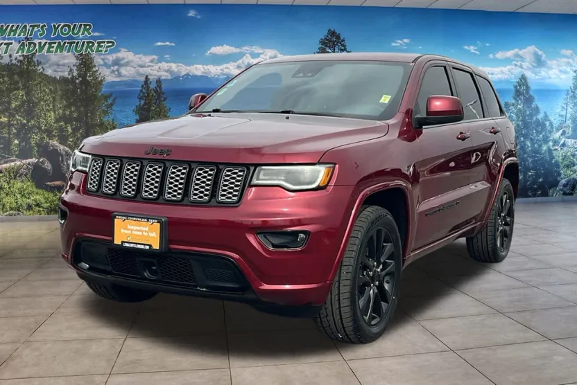 2022 Jeep Cherokee Laredo X photo 1