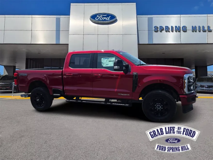 2025 Ford F-250 Lariat photo 1