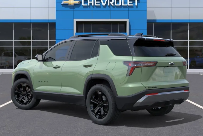 2026 Chevrolet Equinox LT photo 1