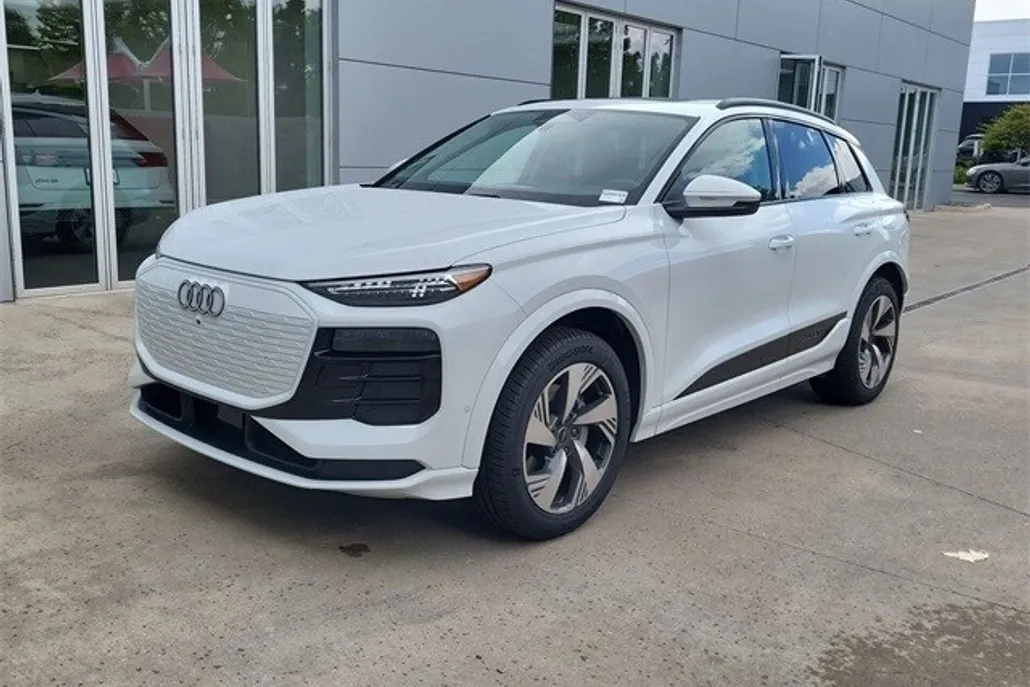 2025 Audi Q6 E-tron Premium Plus photo 1