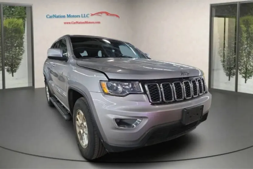 2018 Jeep Grand Cherokee Laredo E photo 1