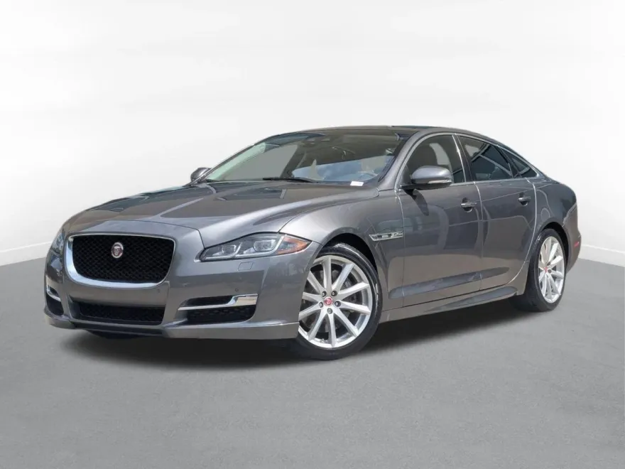 2019 Jaguar XJ Supercharged photo 1