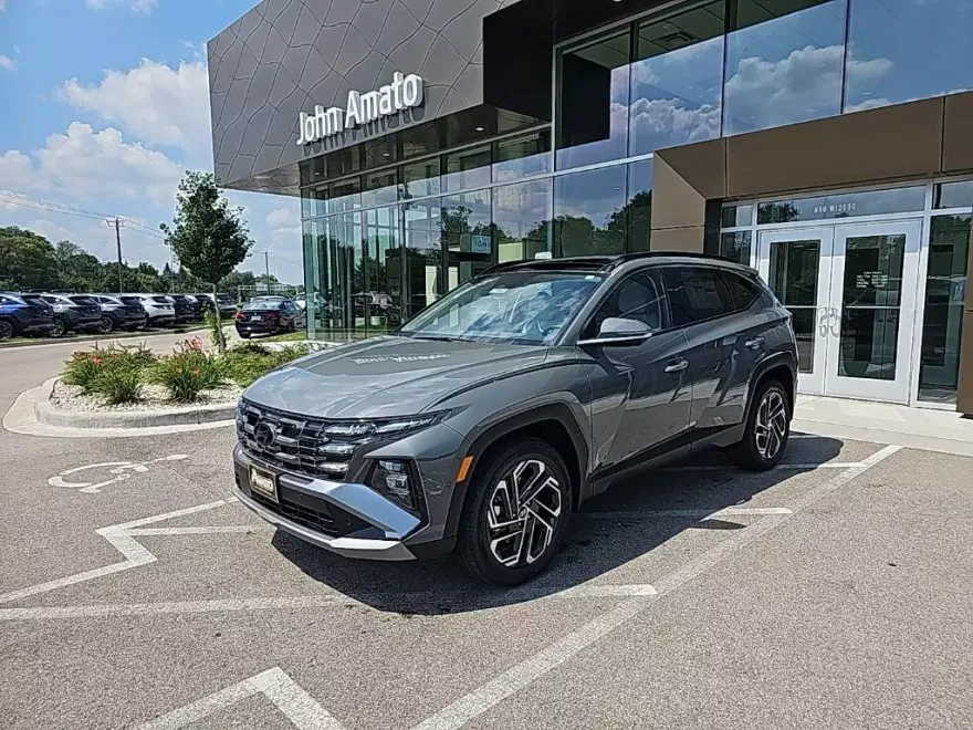 2025 Hyundai Tucson Limited photo 1