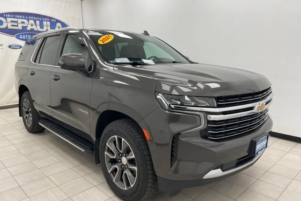 2021 Chevrolet Tahoe LT photo 1