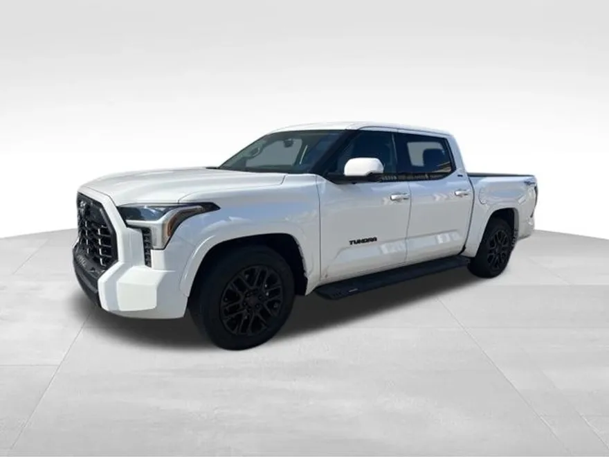 2023 Toyota Tundra SR5 photo 1