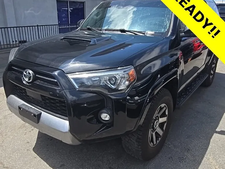 2022 Toyota 4Runner TRD Off-Road Premium Sport photo 1