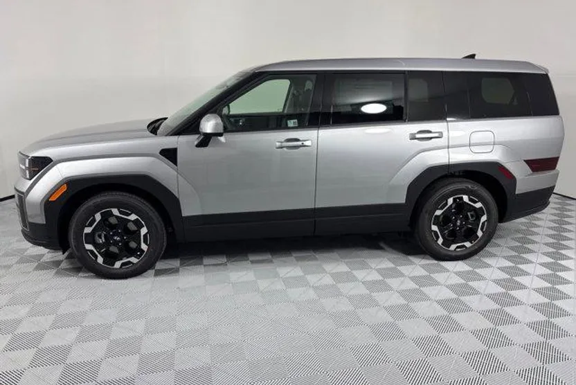 2026 Hyundai Santa Fe SE photo 1