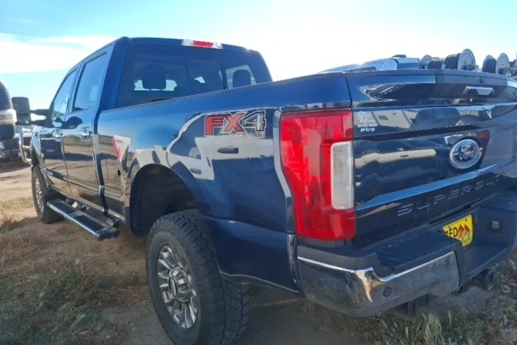 2017 Ford F-250 photo 1
