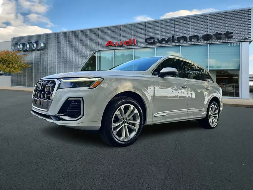 2025 Audi Q7 55 Premium Plus photo 1