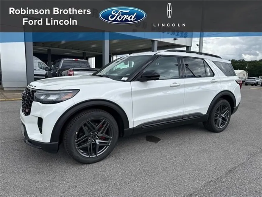 2025 Ford Explorer ST photo 1