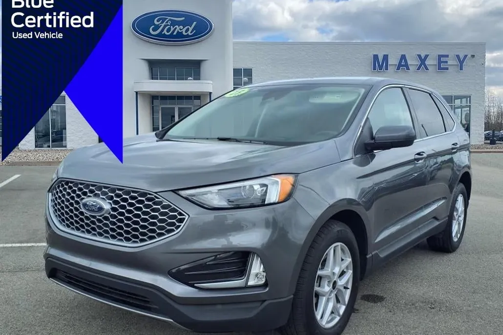 2023 Ford Edge SEL photo 1