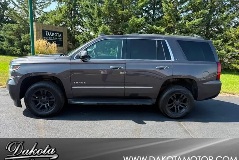 2015 Chevrolet Tahoe LT photo 1