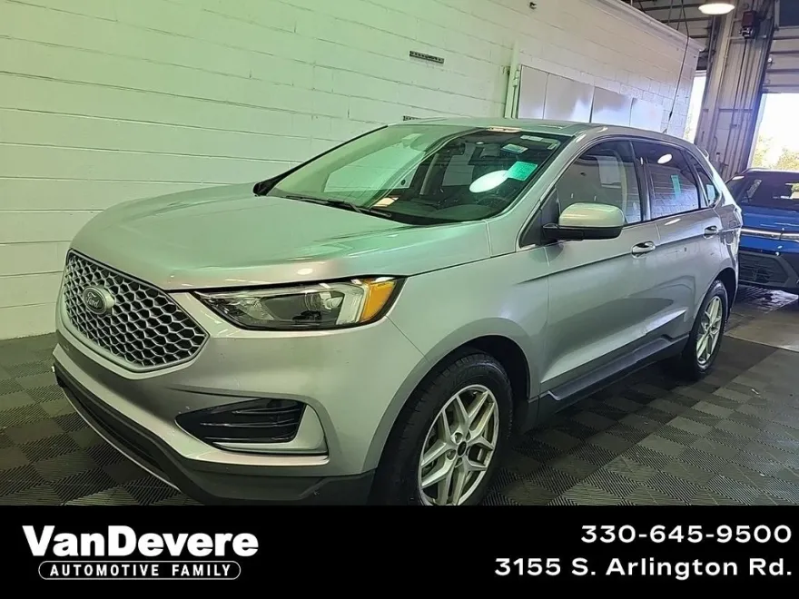 2024 Ford Edge SEL photo 1